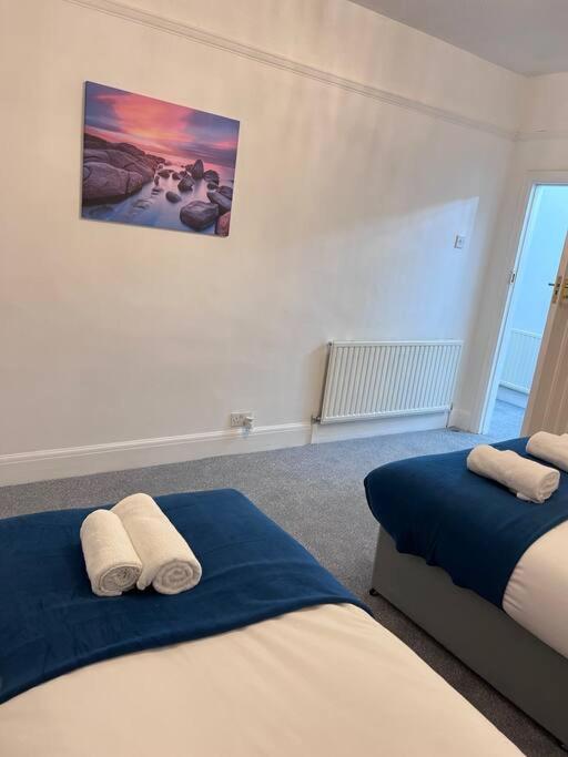 Spacious 3 Bed Flat - Beach Nearby - No Pets Саутенд-он-Си Экстерьер фото